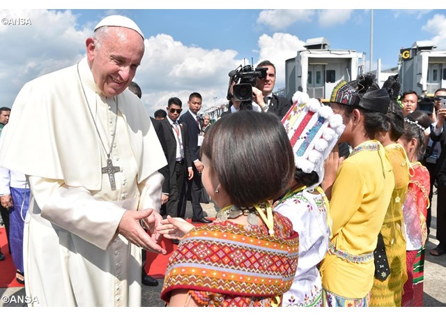 Đức Thánh Cha viếng thăm Myanmar